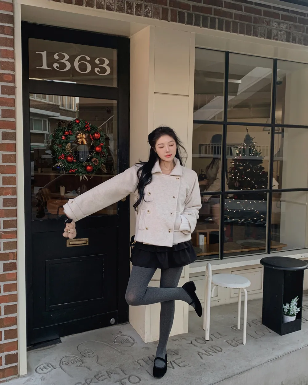 코트 모델 착용 이미지-S1L76