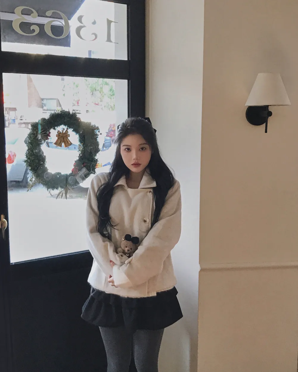 코트 모델 착용 이미지-S1L81