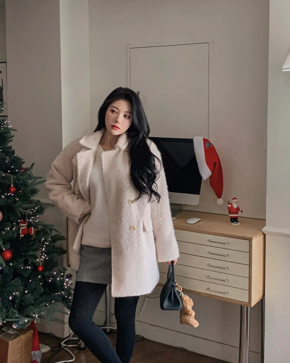 코트 모델 착용 이미지-S1L128