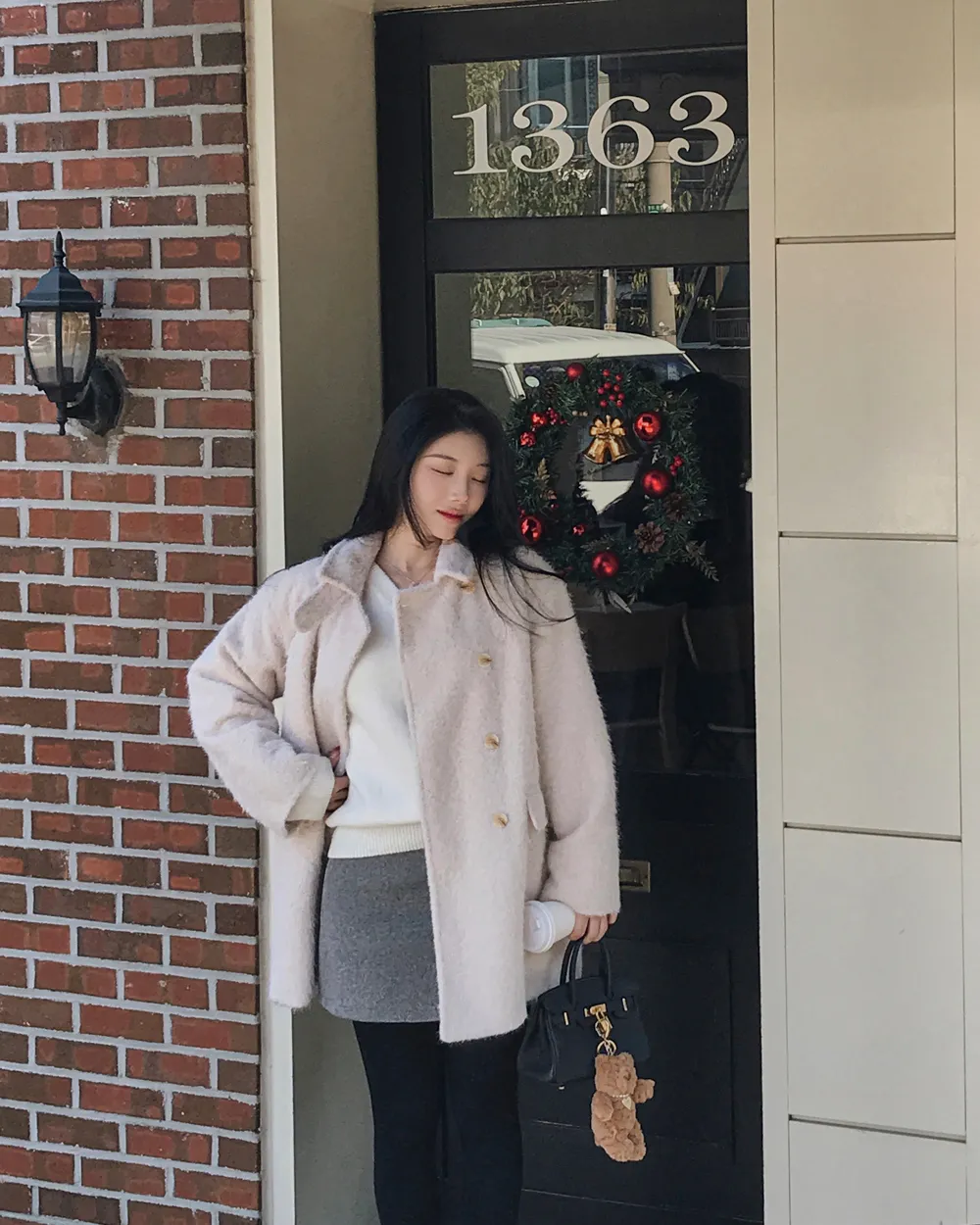 코트 모델 착용 이미지-S1L75