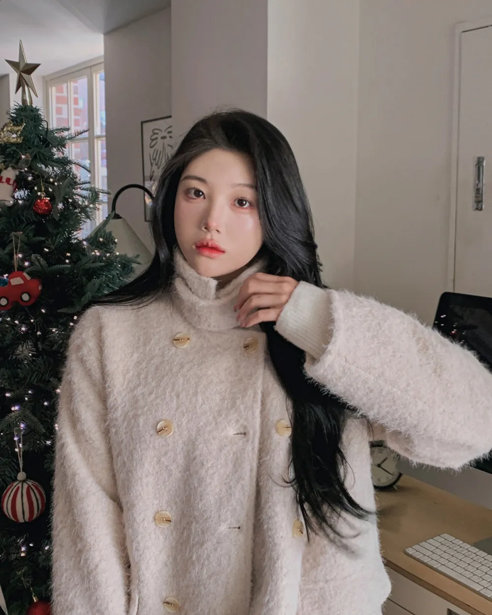 코트 모델 착용 이미지-S1L110