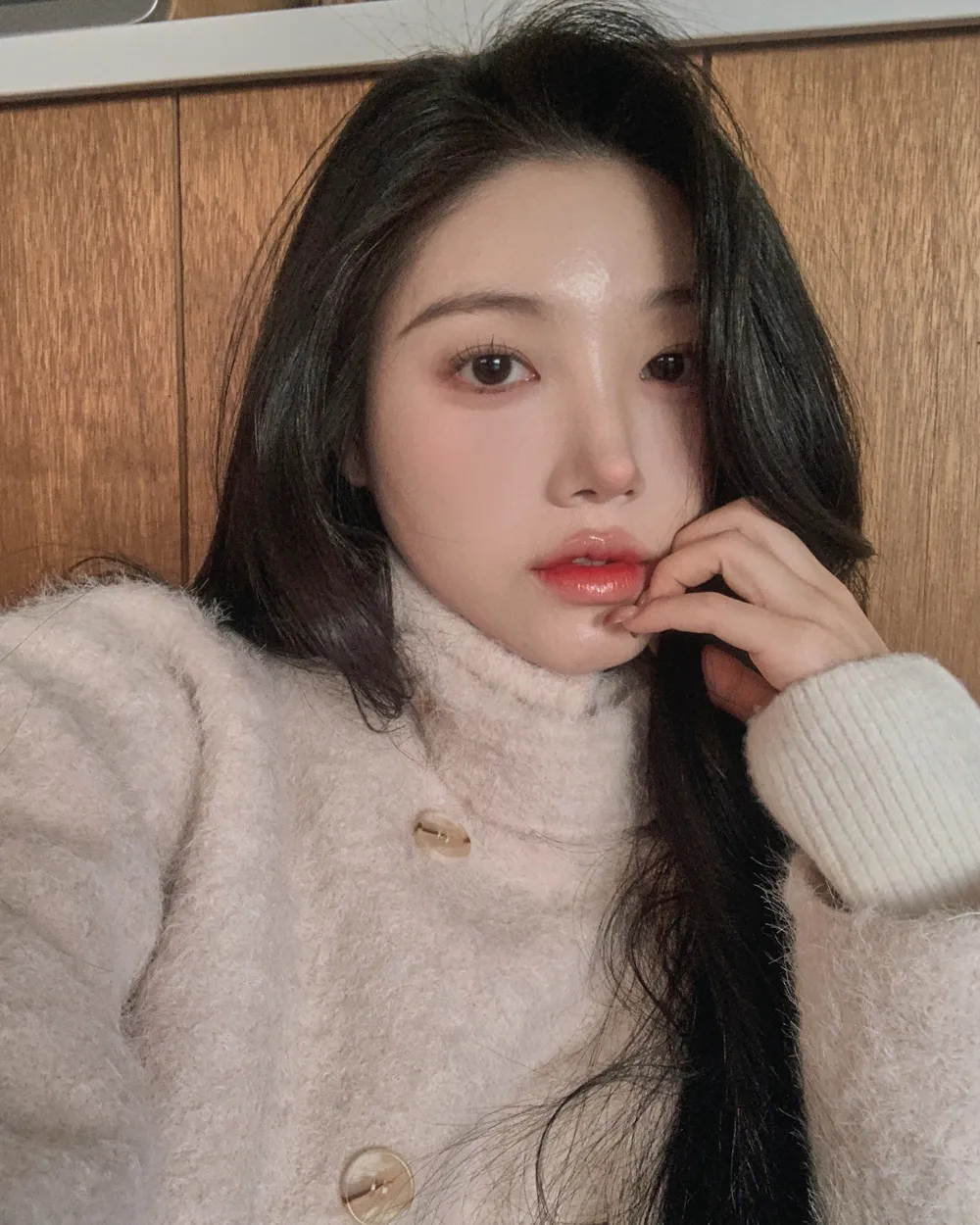 코트 모델 착용 이미지-S1L113