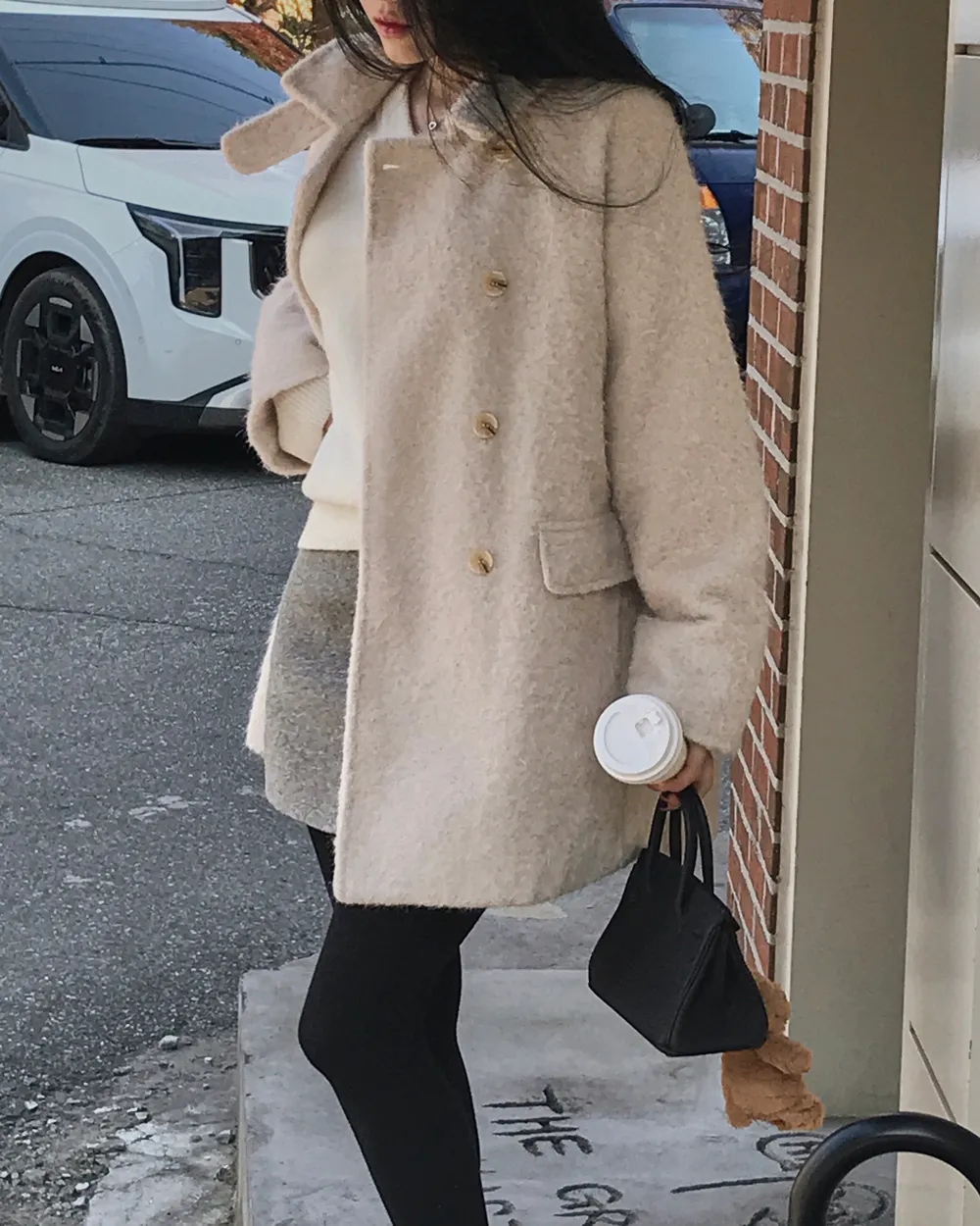 코트 모델 착용 이미지-S1L72