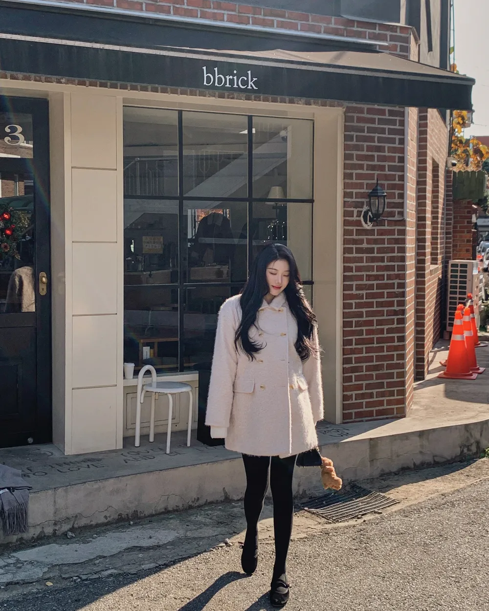 코트 모델 착용 이미지-S1L95