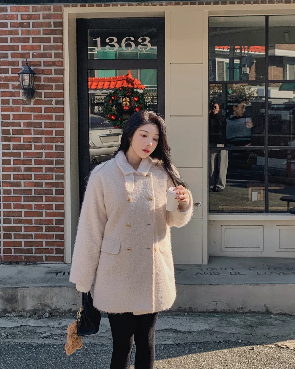 코트 모델 착용 이미지-S1L51