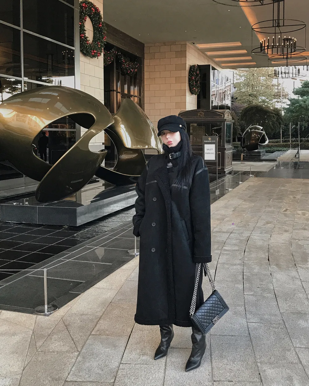 코트 모델 착용 이미지-S2L89