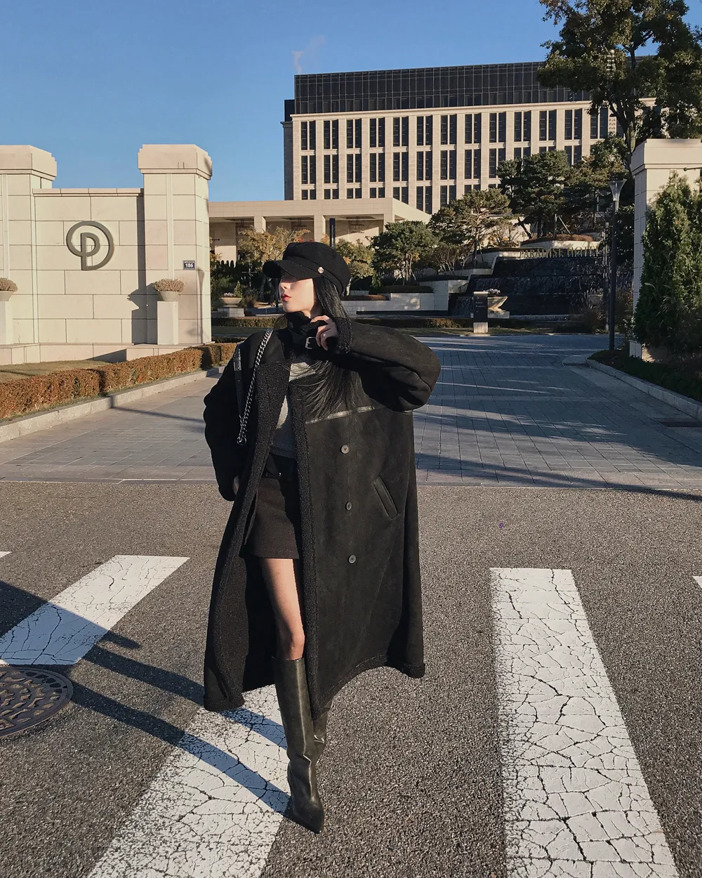 코트 모델 착용 이미지-S2L67