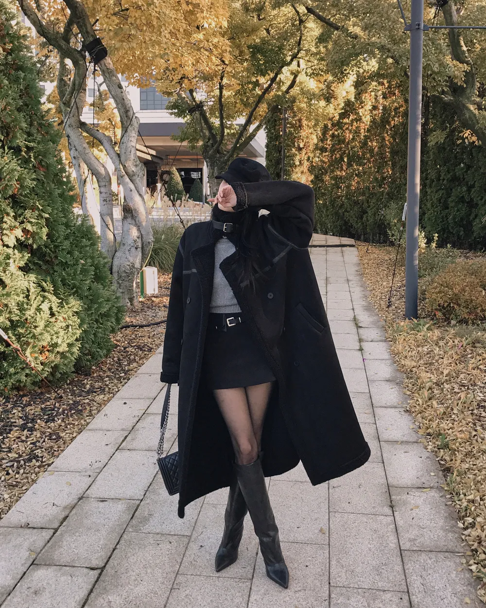 코트 모델 착용 이미지-S2L73