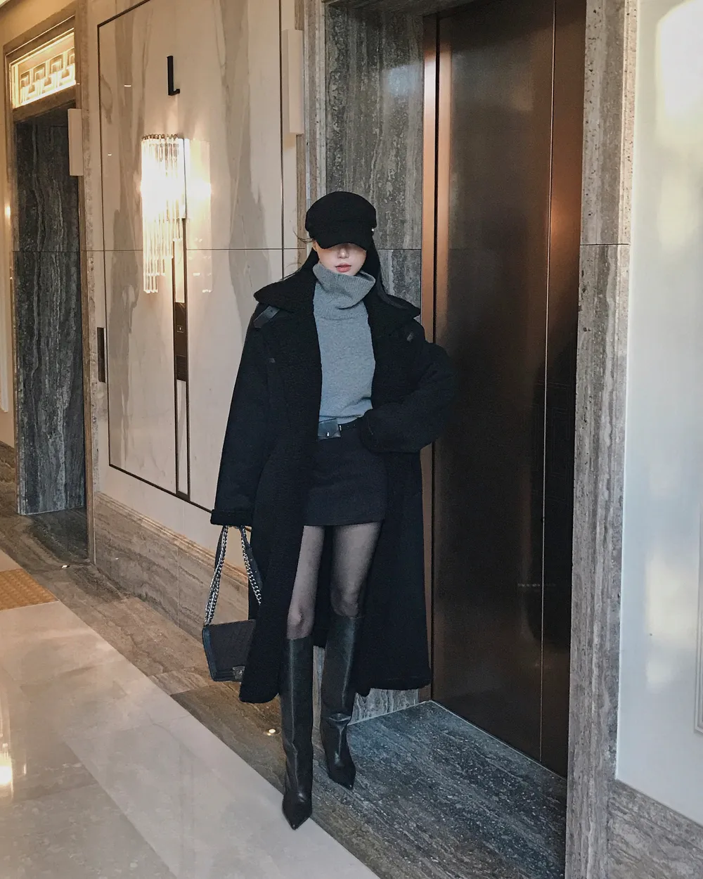 코트 모델 착용 이미지-S2L80