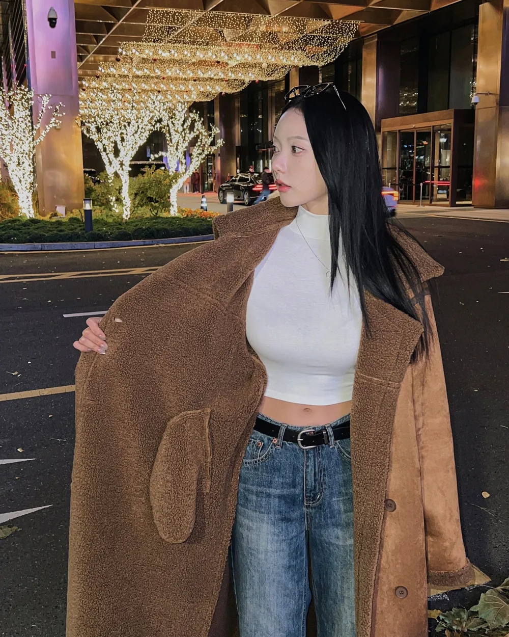 코트 모델 착용 이미지-S2L43