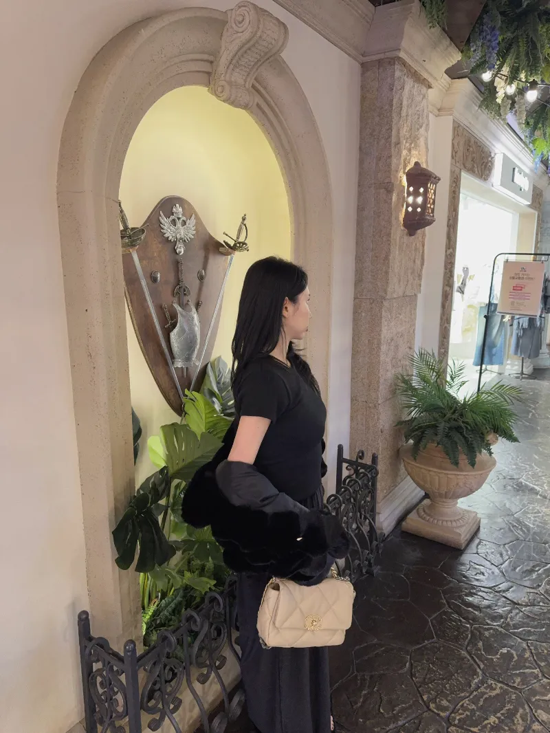 롱 스커트 모델 착용 이미지-S1L48