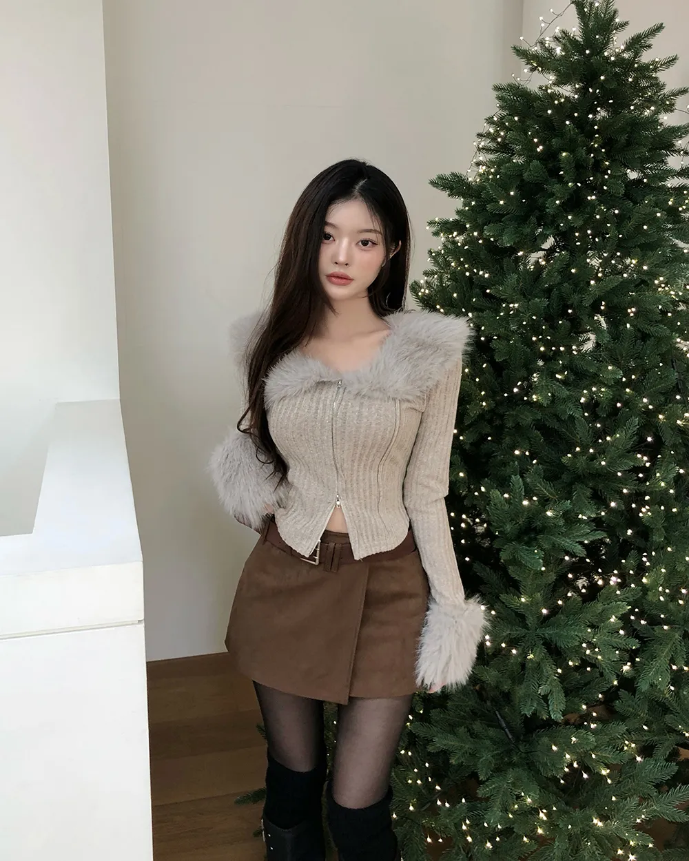 미니 스커트 모델 착용 이미지-S2L17