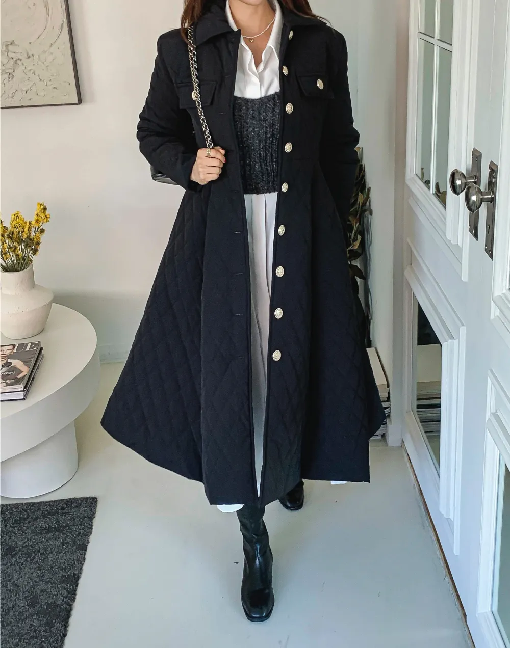 드레스 모델 착용 이미지-S2L8