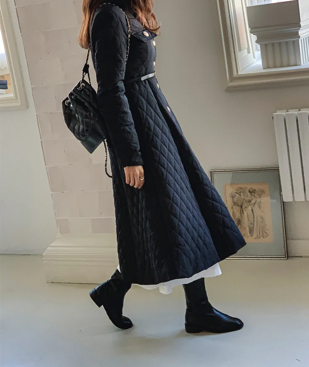 드레스 모델 착용 이미지-S2L28