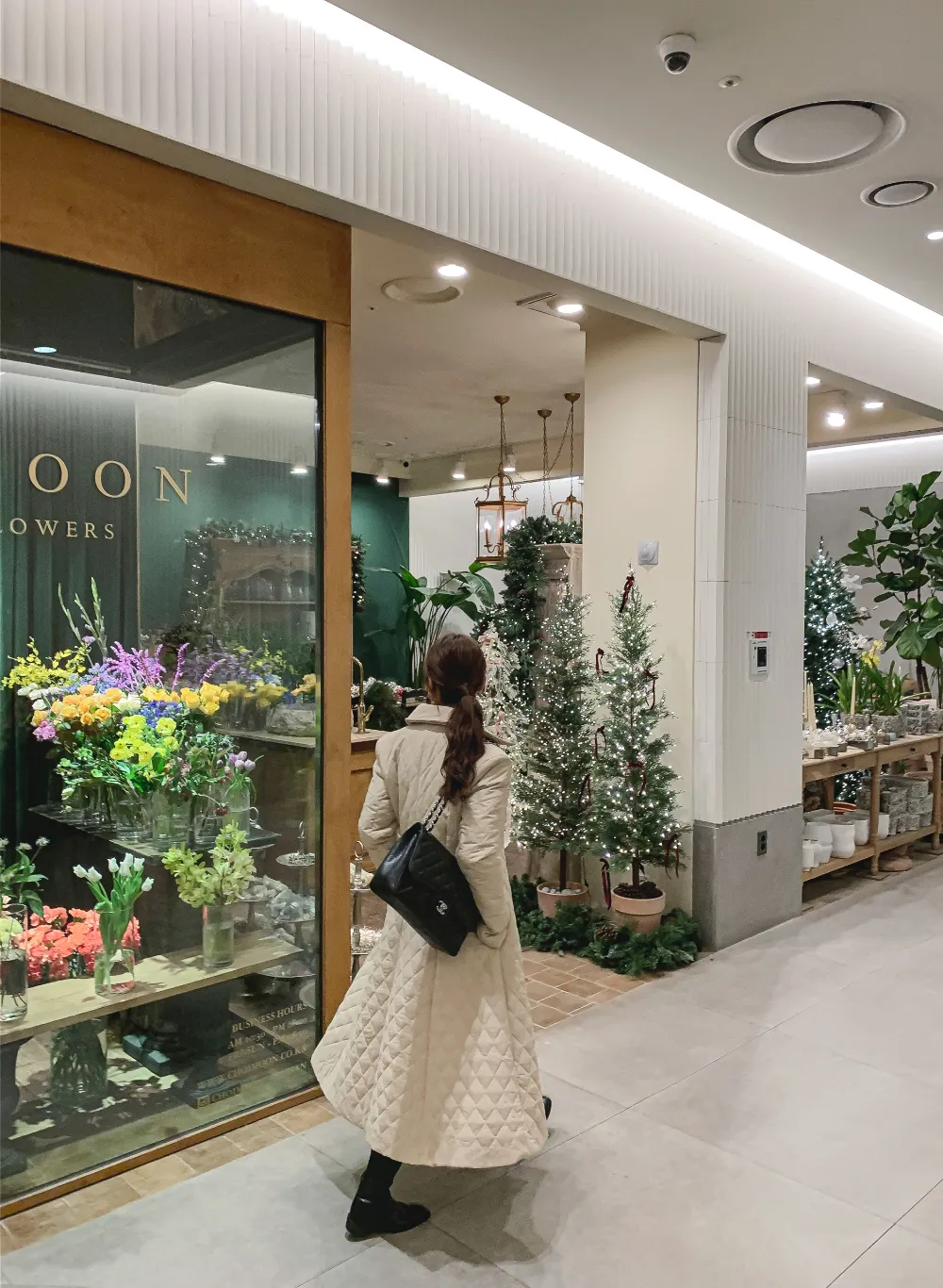 드레스 모델 착용 이미지-S2L35