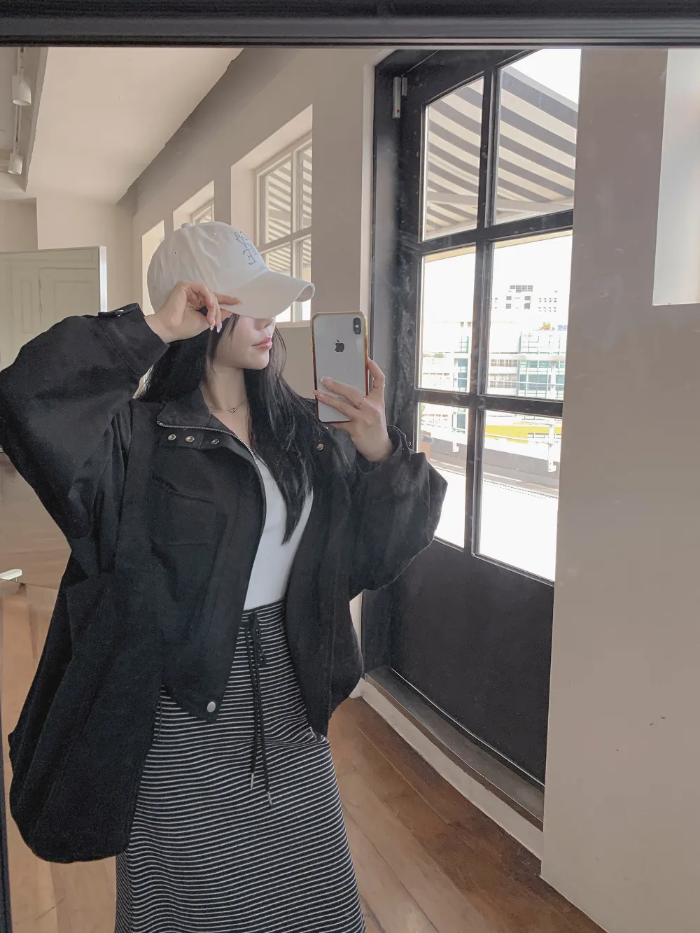 롱 스커트 모델 착용 이미지-S1L46