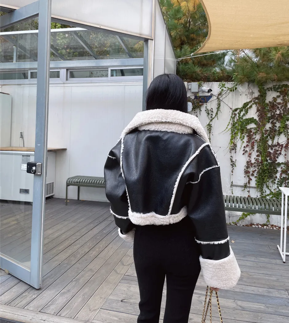 재킷 모델 착용 이미지-S1L6