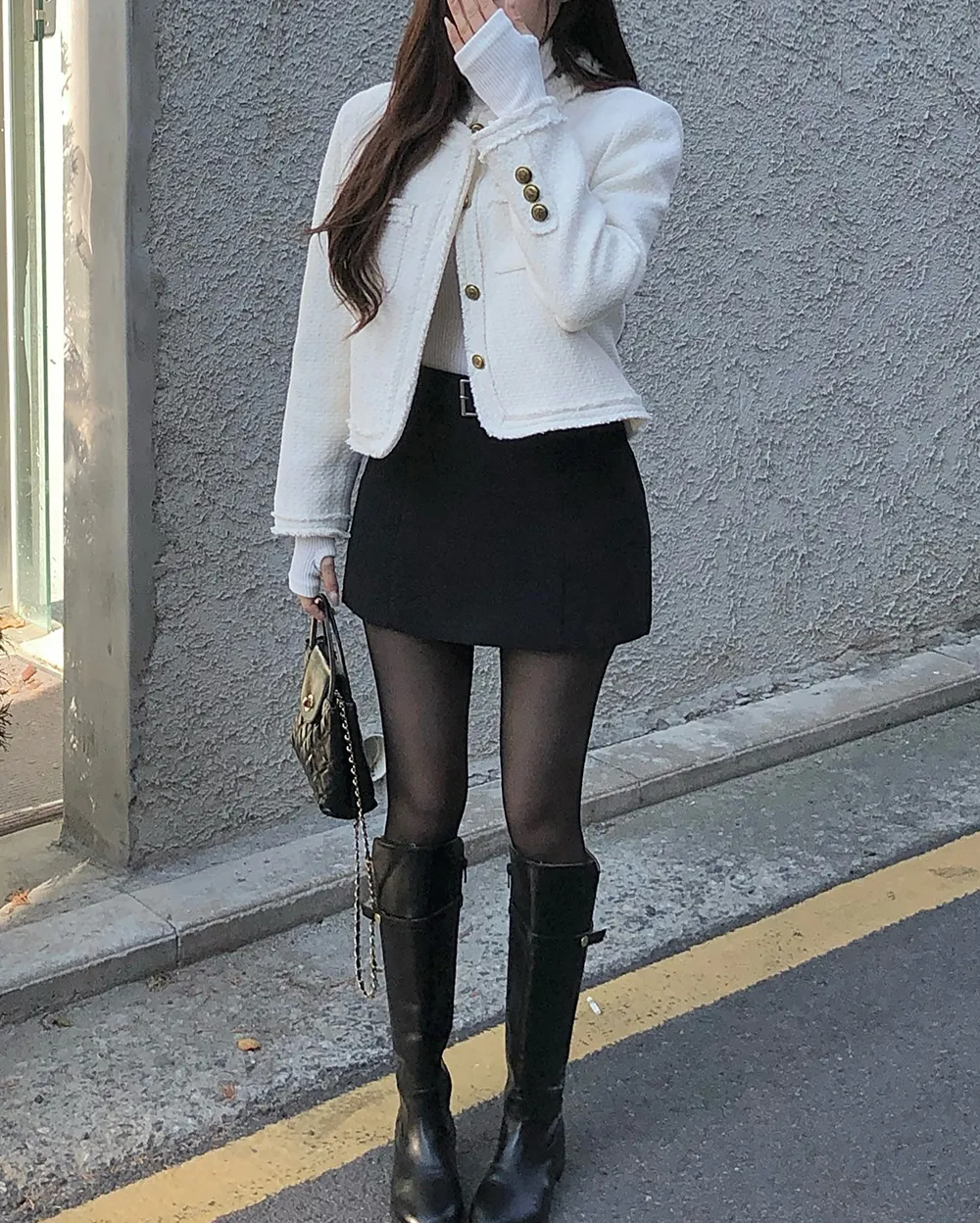 긴팔 티셔츠 모델 착용 이미지-S2L39