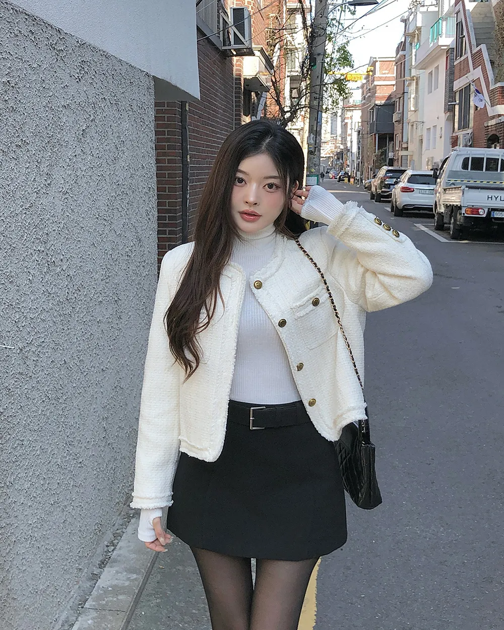 긴팔 티셔츠 모델 착용 이미지-S2L35