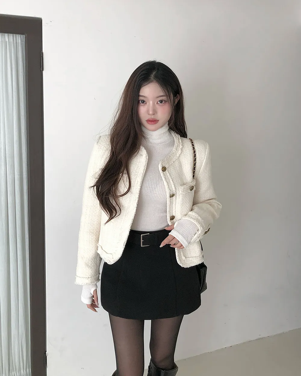 긴팔 티셔츠 모델 착용 이미지-S2L43