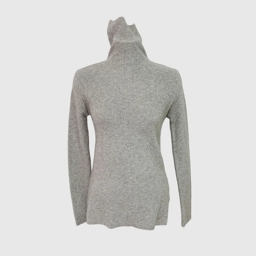 긴팔 티셔츠 그레이 색상 이미지-S1L56