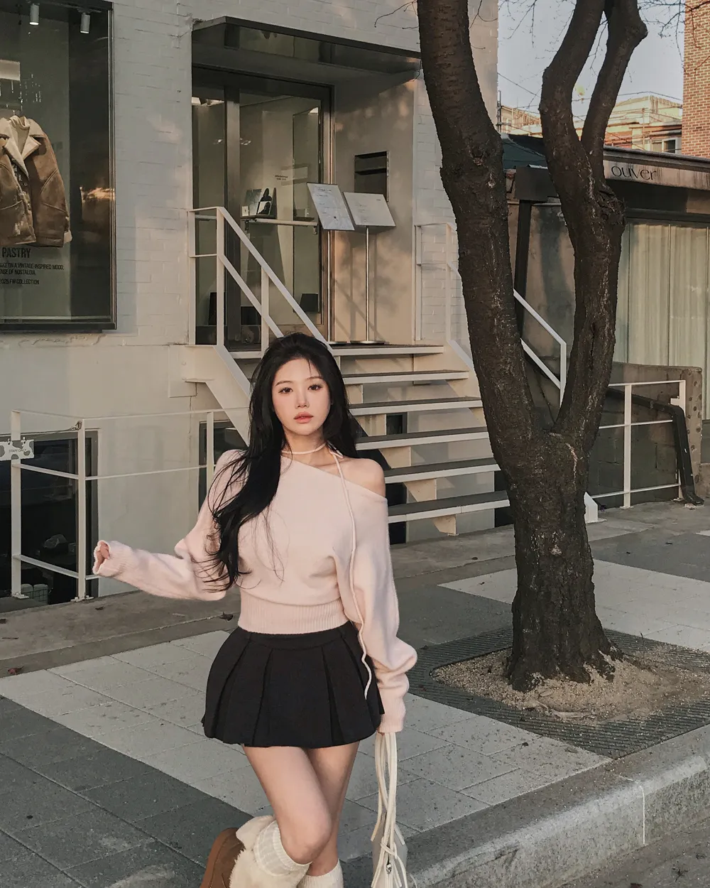 긴팔 티셔츠 모델 착용 이미지-S1L62