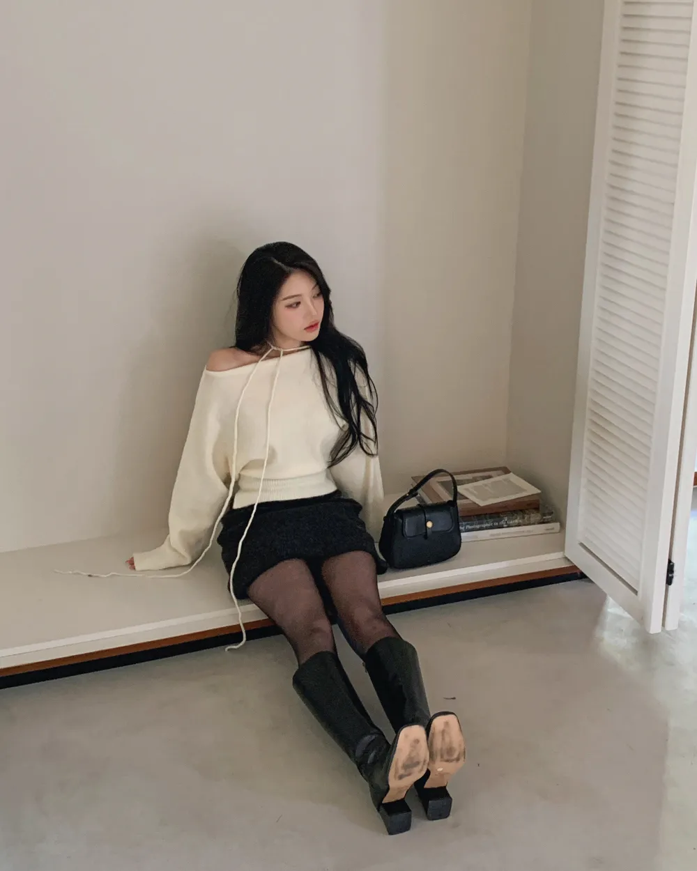 긴팔 티셔츠 모델 착용 이미지-S1L48