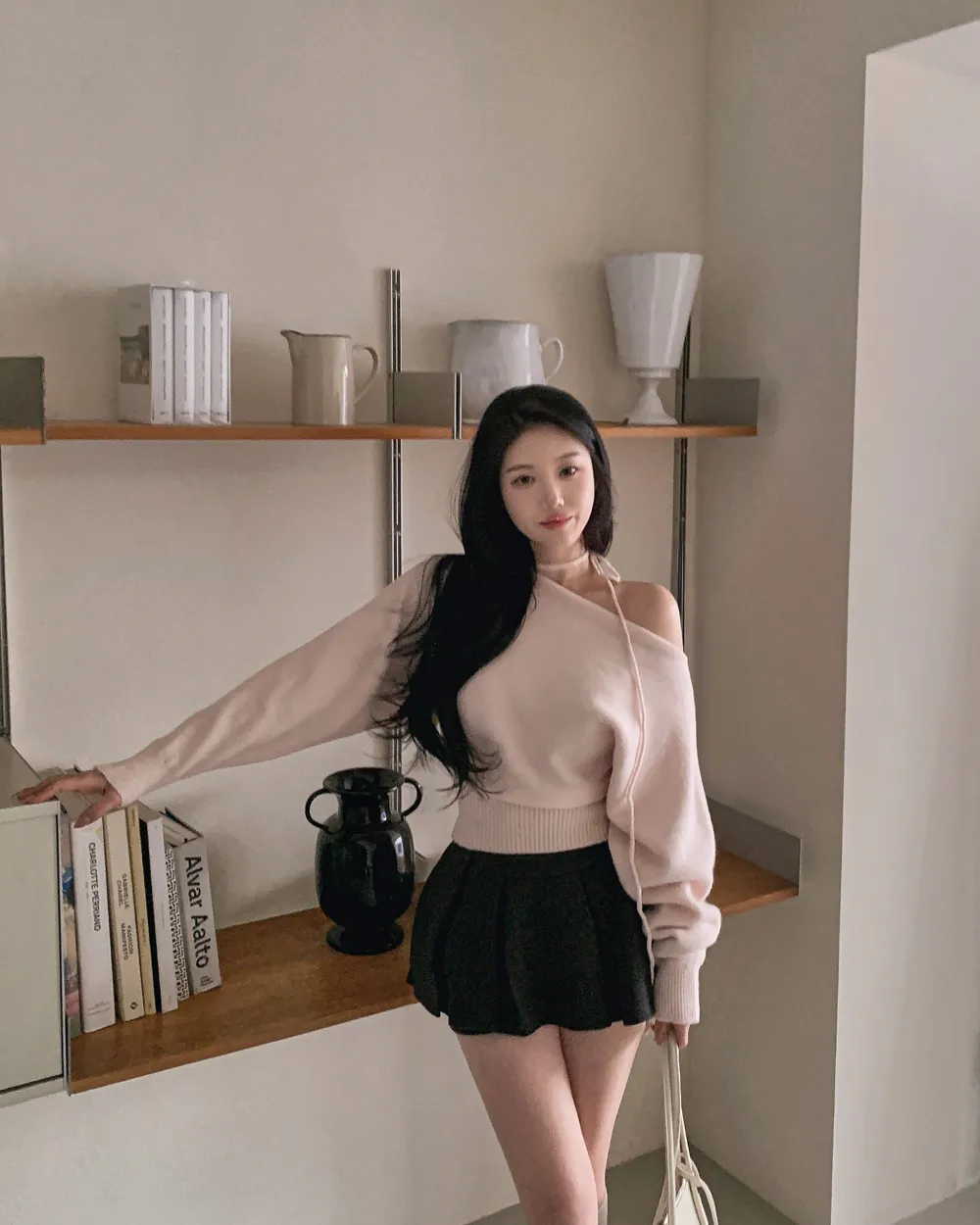 긴팔 티셔츠 모델 착용 이미지-S1L36