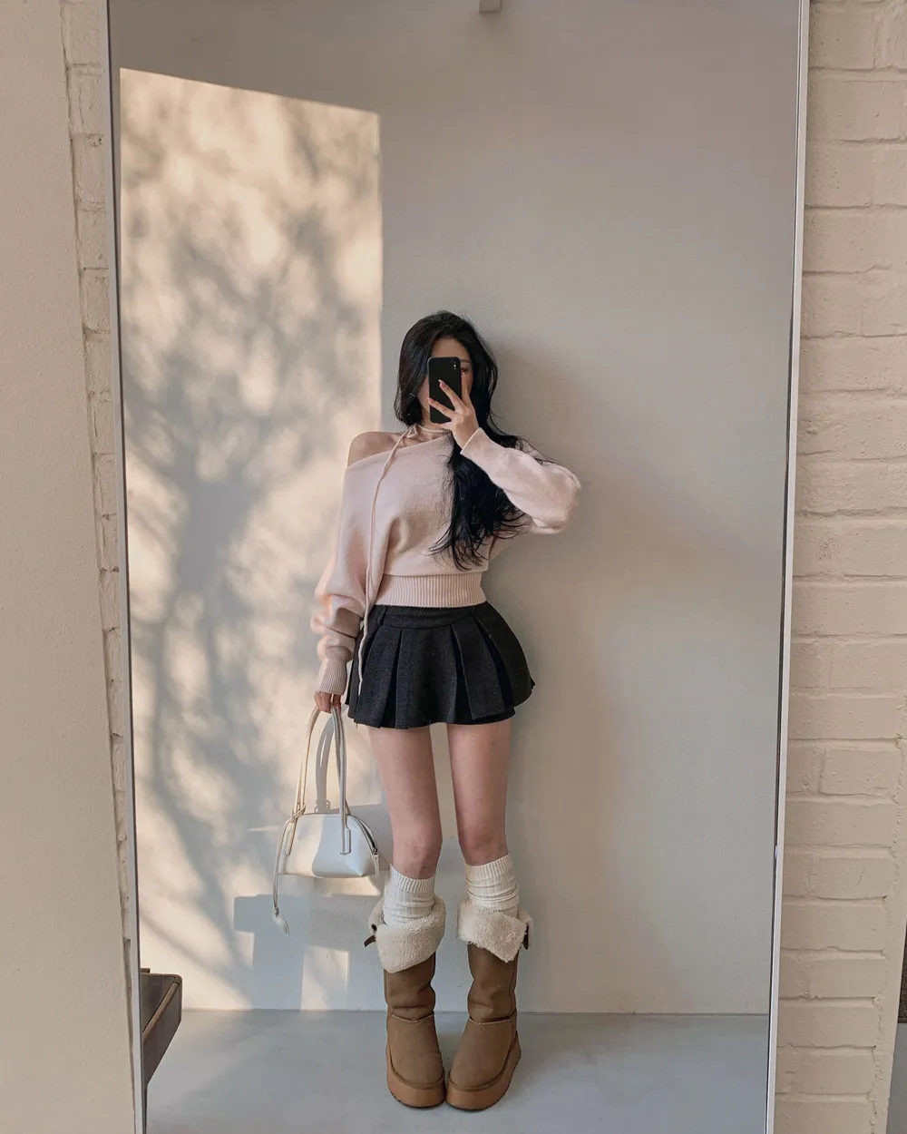 긴팔 티셔츠 모델 착용 이미지-S1L49