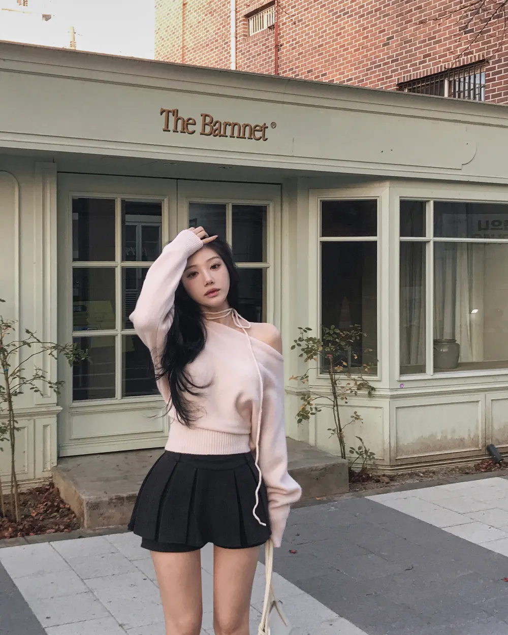 긴팔 티셔츠 모델 착용 이미지-S1L69