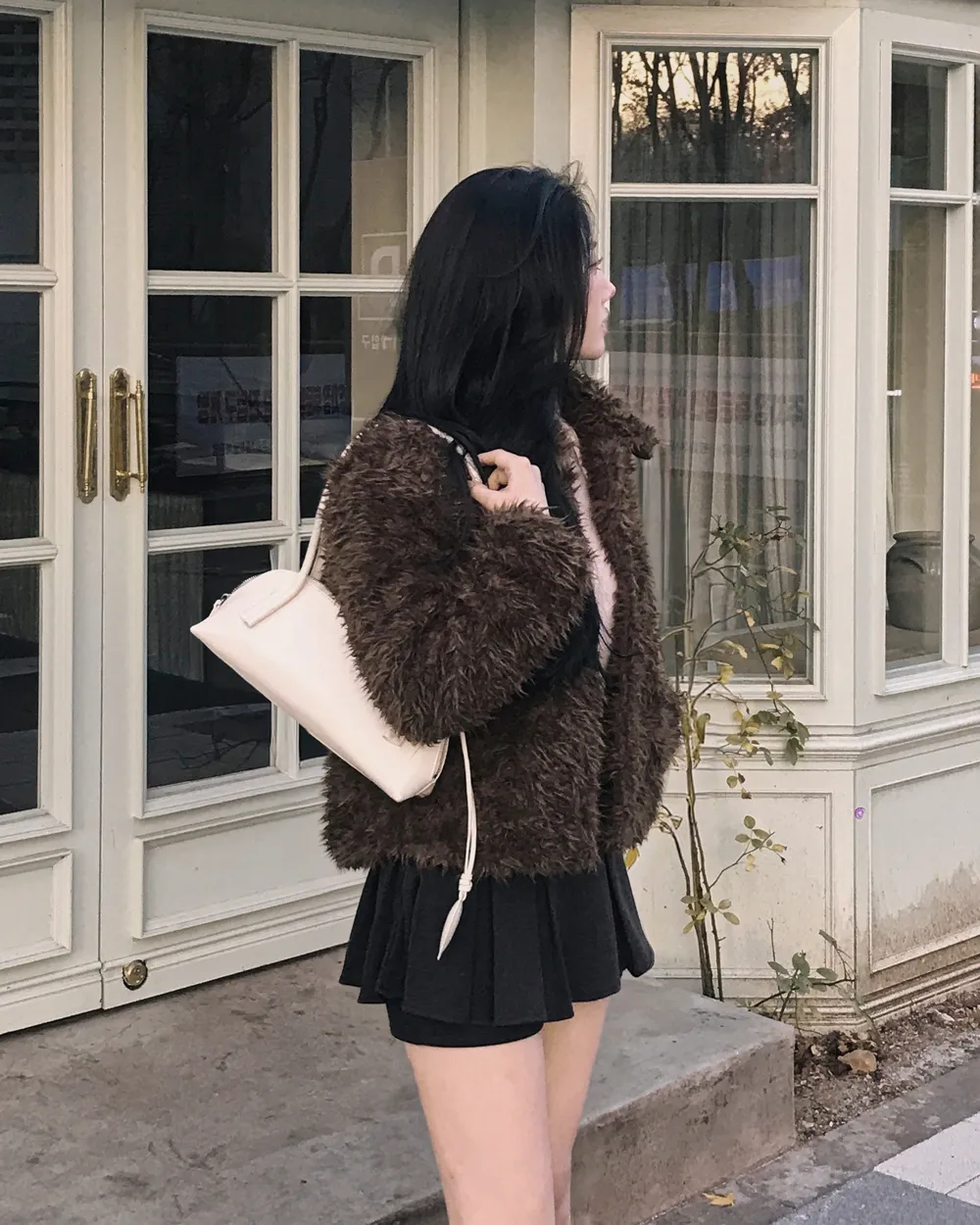 긴팔 티셔츠 모델 착용 이미지-S1L98