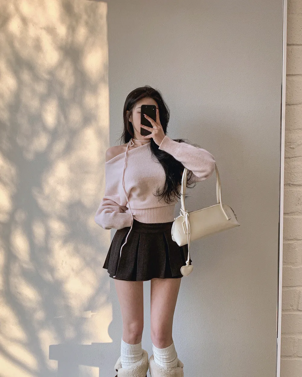 긴팔 티셔츠 모델 착용 이미지-S1L51