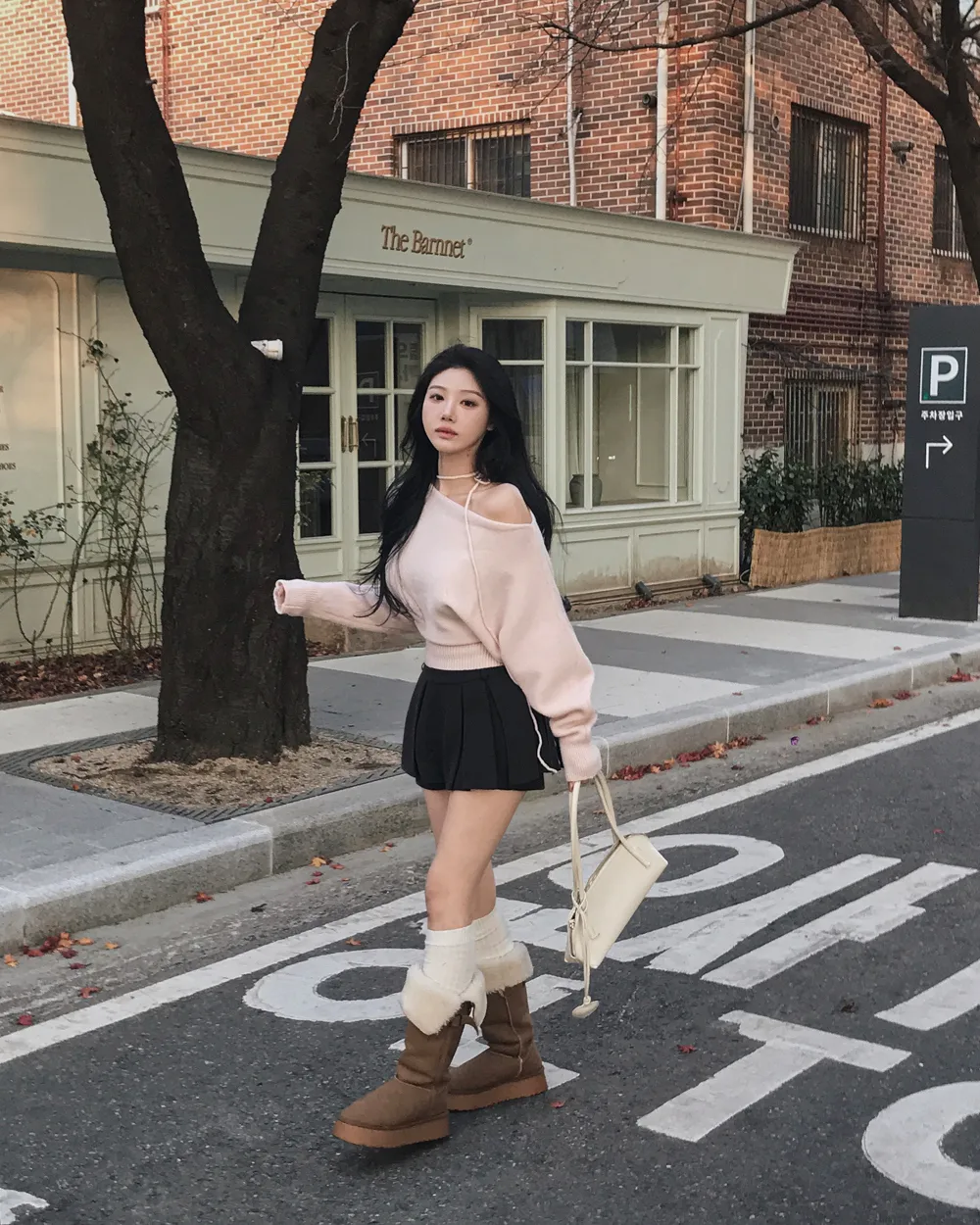 긴팔 티셔츠 모델 착용 이미지-S1L68