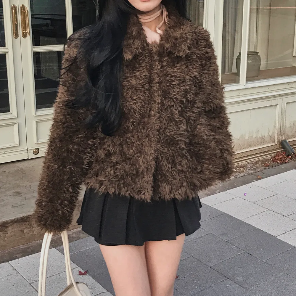 긴팔 티셔츠 모델 착용 이미지-S1L87