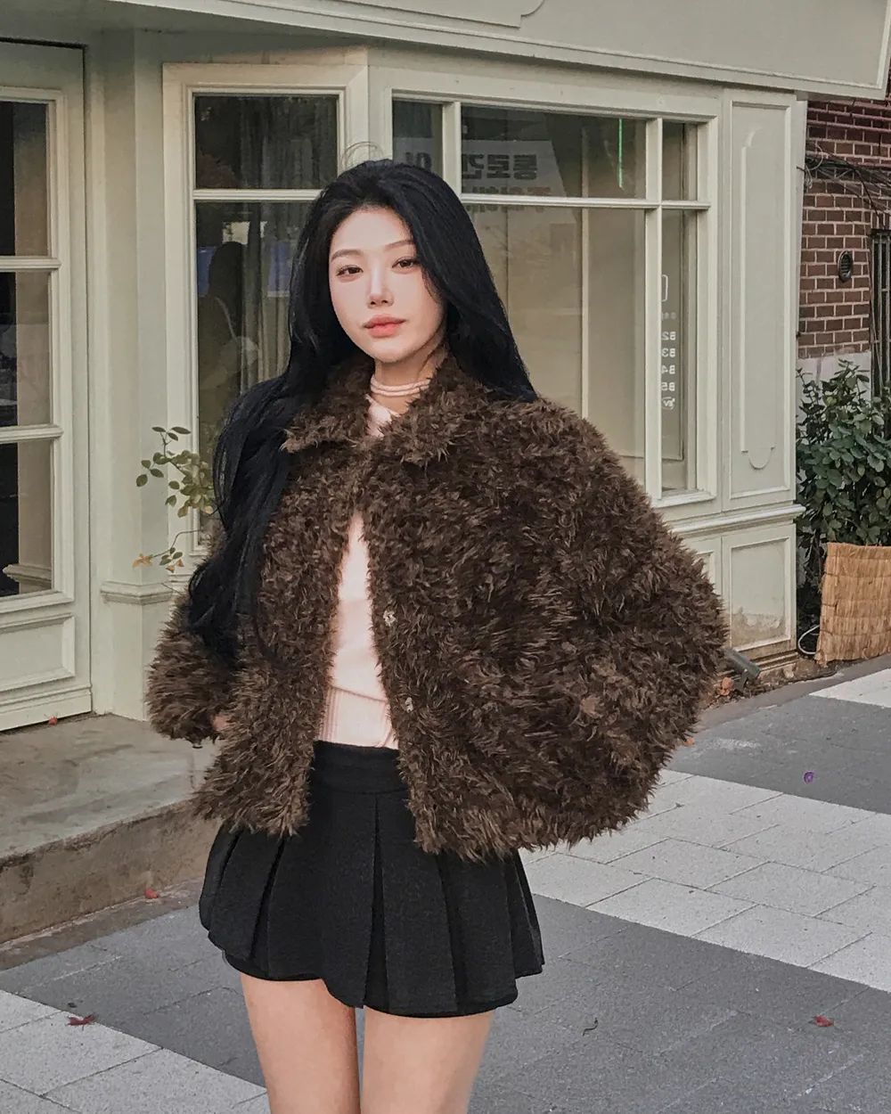 긴팔 티셔츠 모델 착용 이미지-S1L95