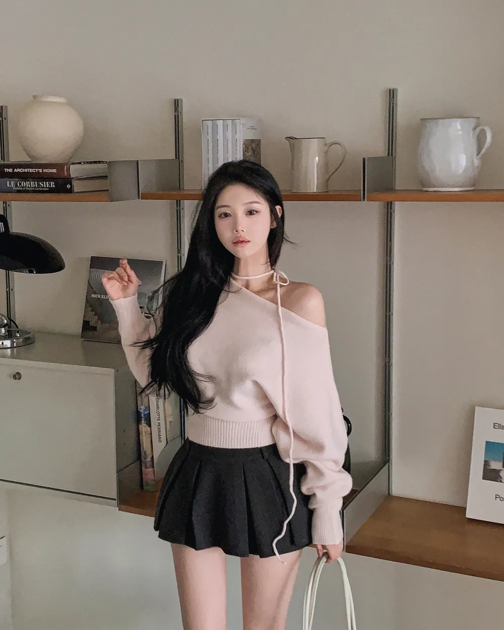 긴팔 티셔츠 모델 착용 이미지-S1L52