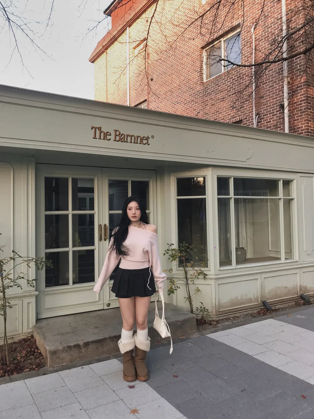 긴팔 티셔츠 모델 착용 이미지-S1L72