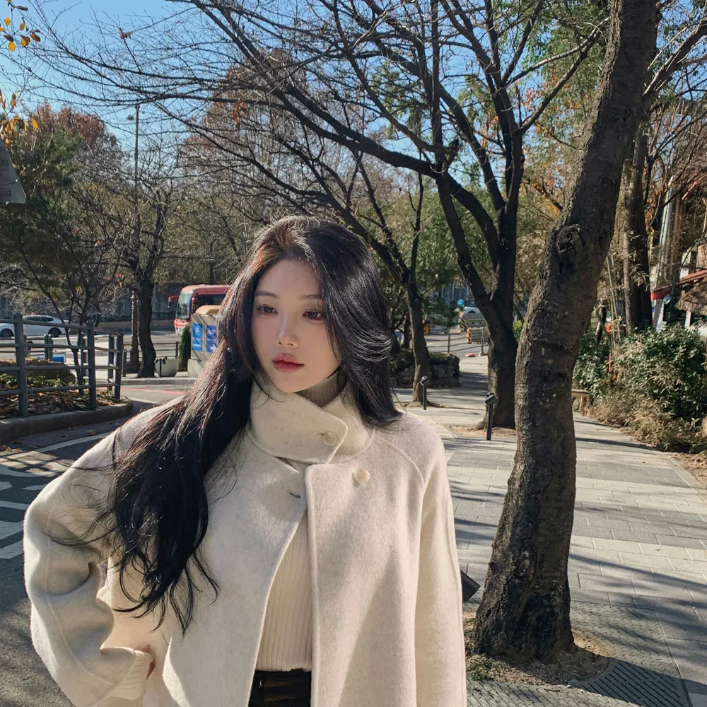 긴팔 티셔츠 모델 착용 이미지-S3L26