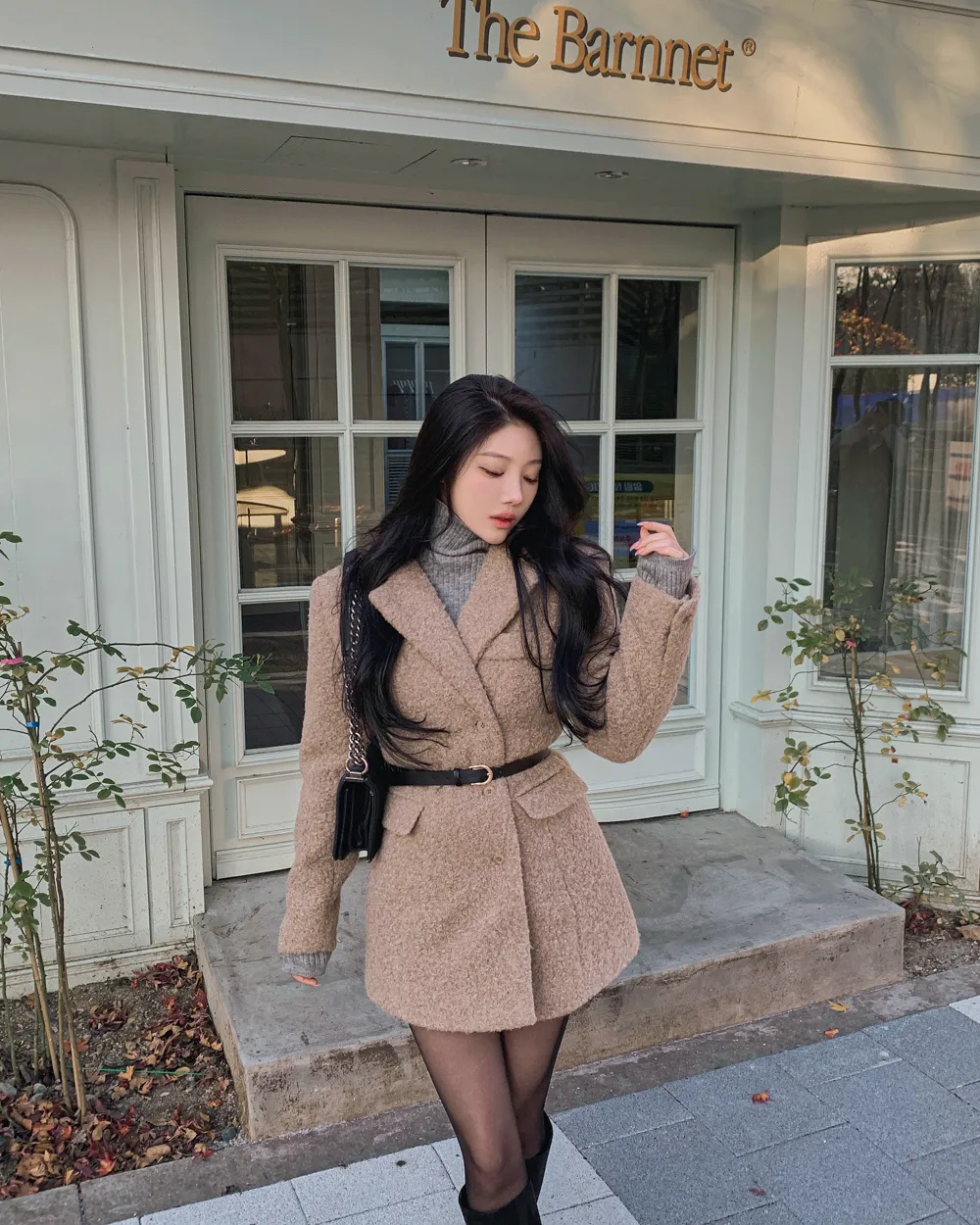 긴팔 티셔츠 모델 착용 이미지-S1L61