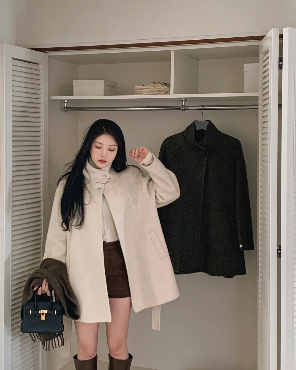 긴팔 티셔츠 모델 착용 이미지-S3L18