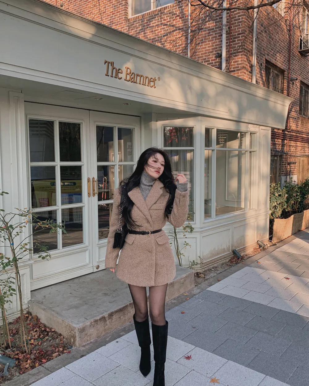 긴팔 티셔츠 모델 착용 이미지-S1L69