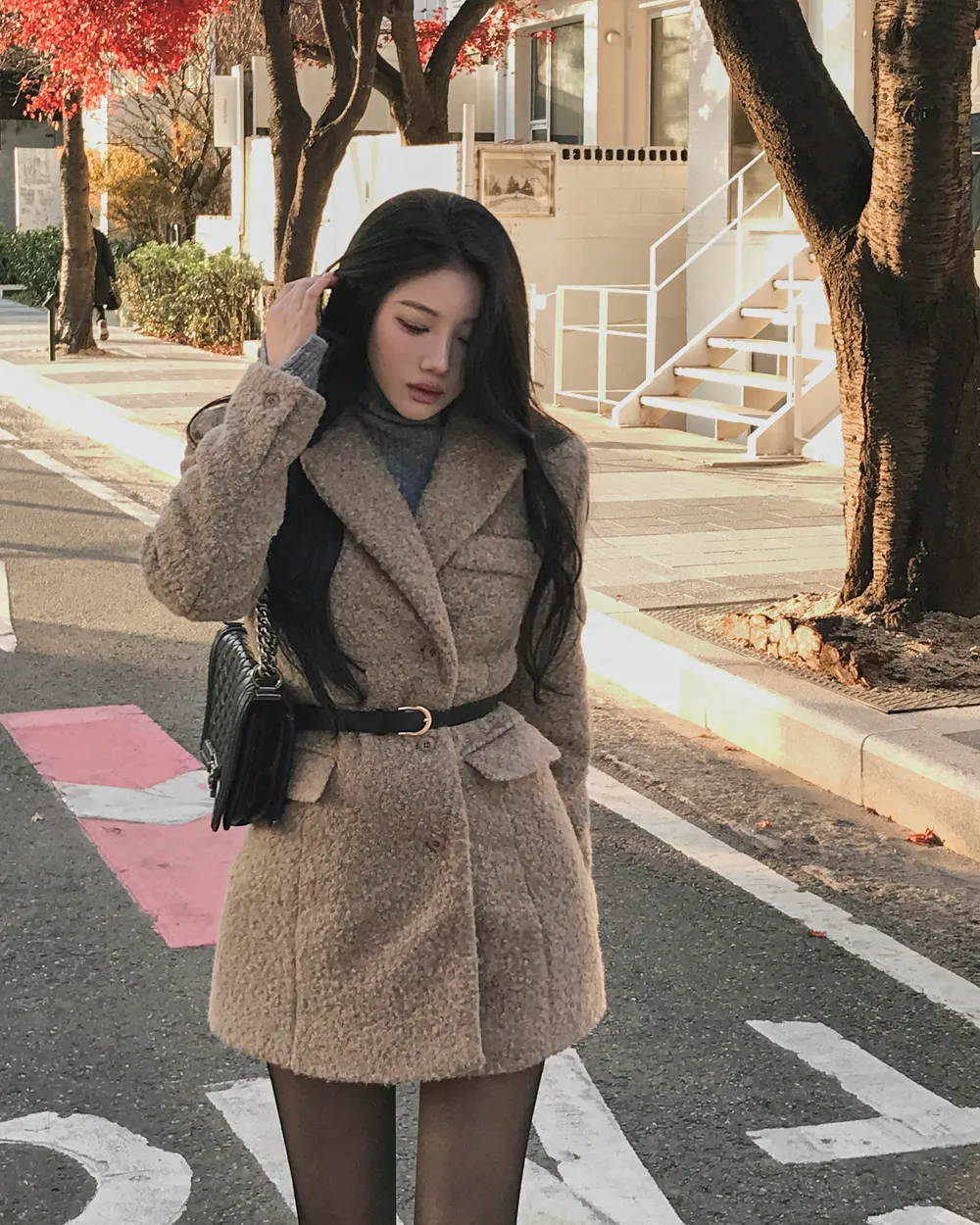 긴팔 티셔츠 모델 착용 이미지-S1L63