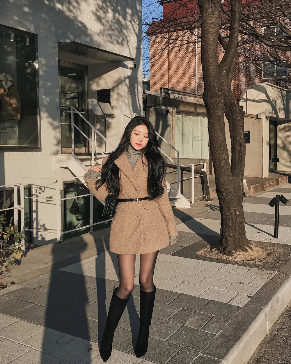 긴팔 티셔츠 모델 착용 이미지-S1L65