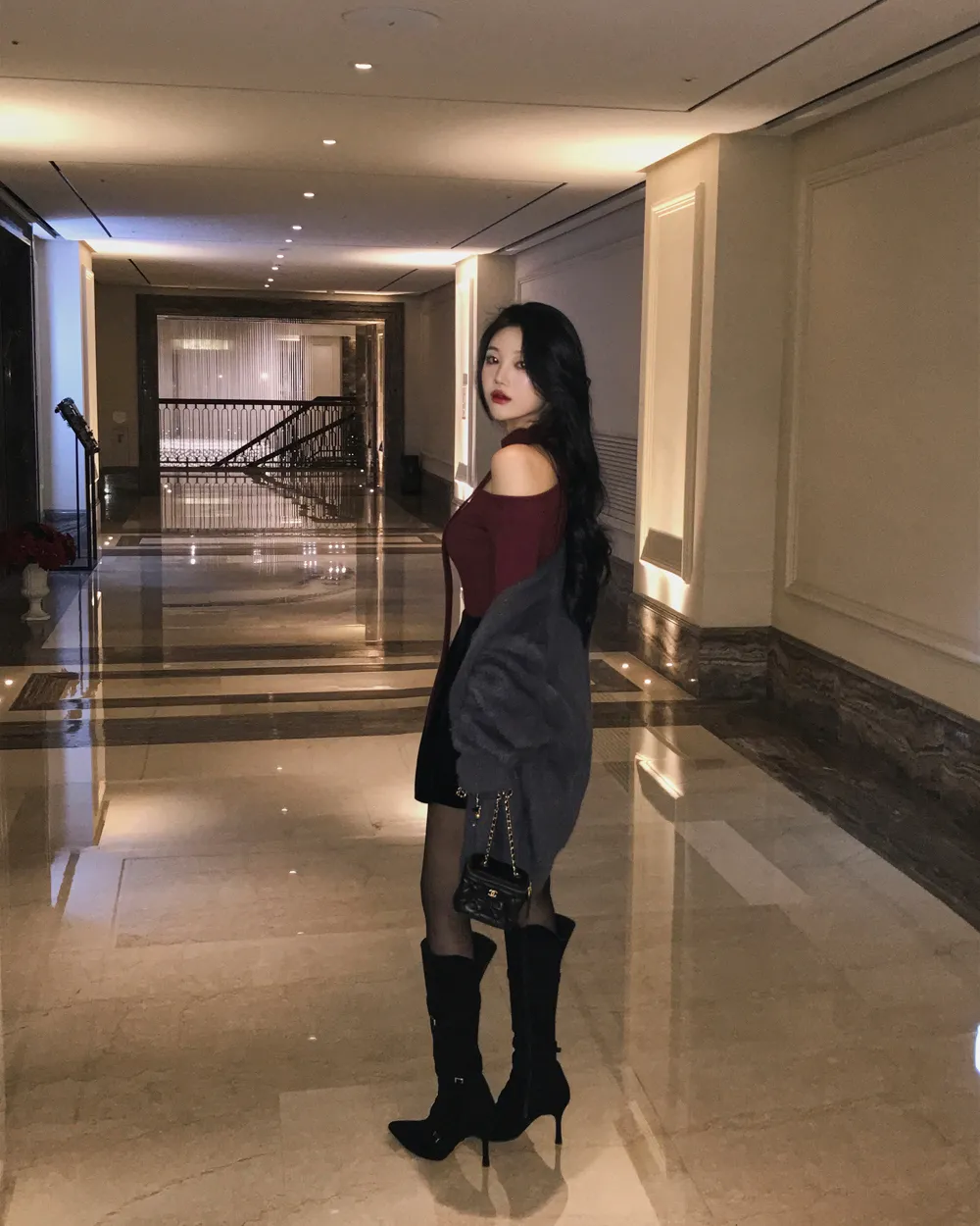 미니 스커트 모델 착용 이미지-S1L45