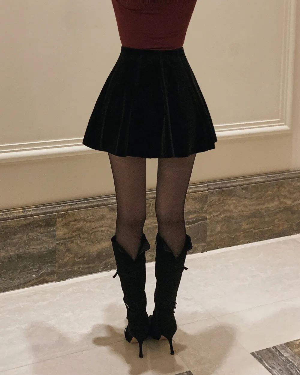 미니 스커트 모델 착용 이미지-S1L37