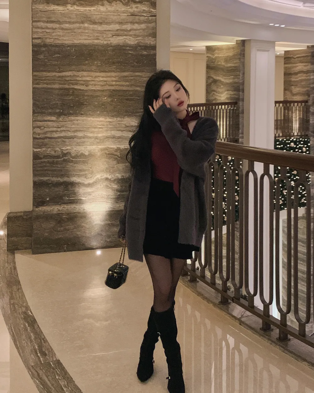 미니 스커트 모델 착용 이미지-S1L54