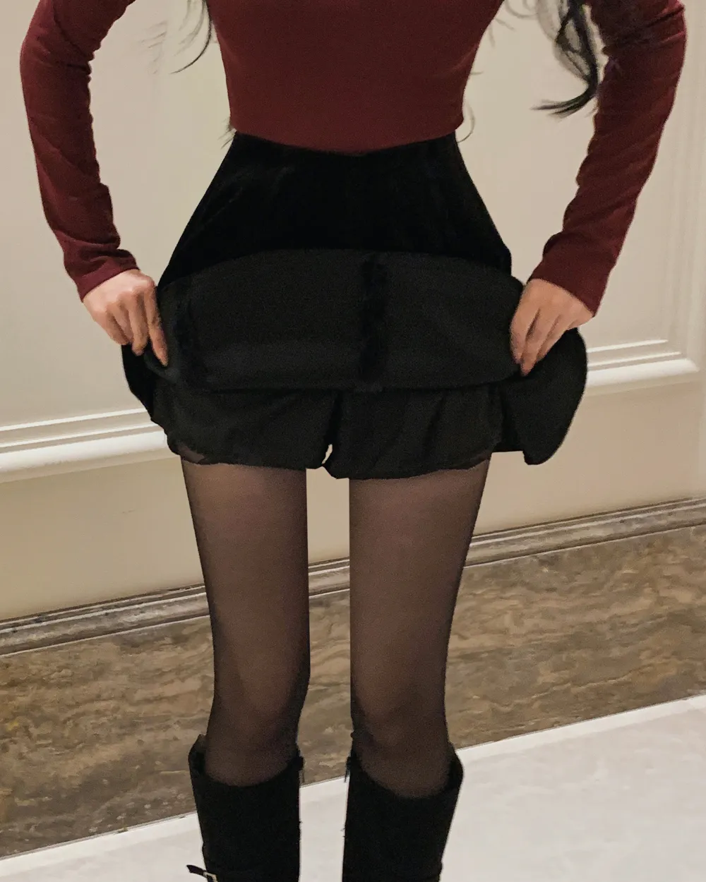 미니 스커트 모델 착용 이미지-S1L36