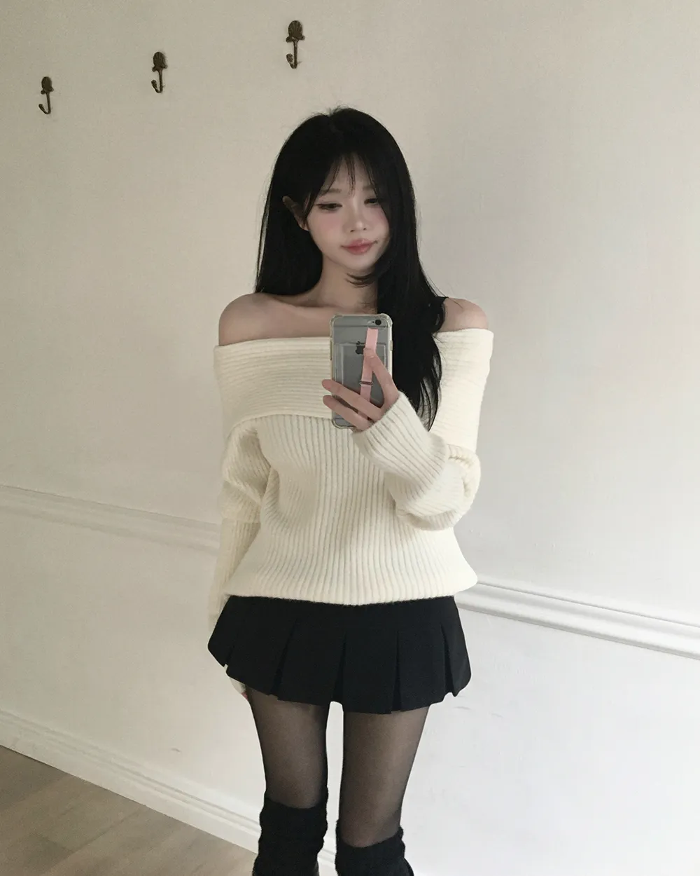 미니 스커트 모델 착용 이미지-S2L44