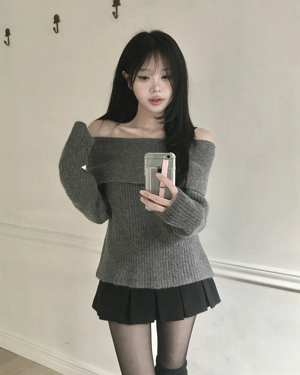 미니 스커트 모델 착용 이미지-S2L17