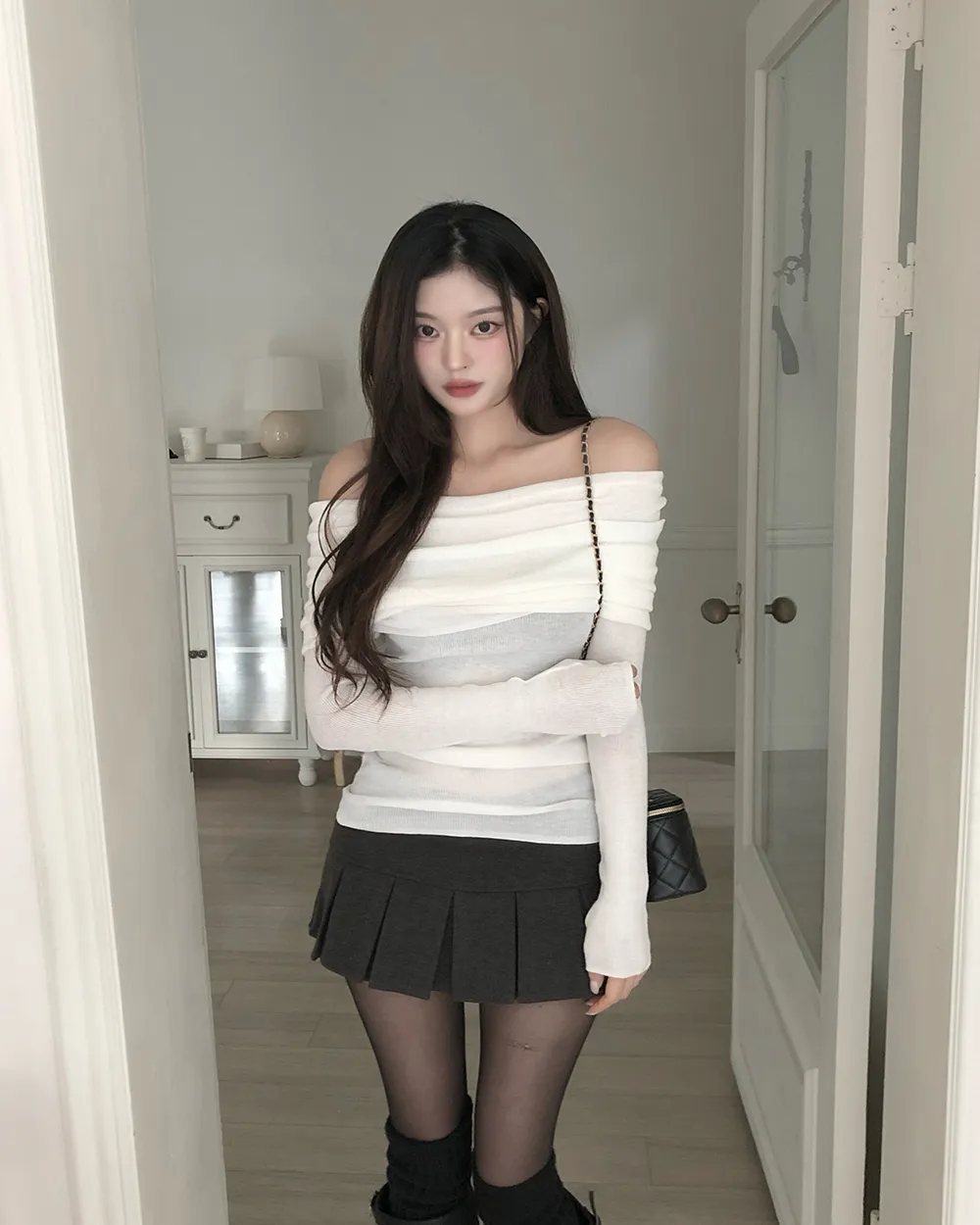 미니 스커트 모델 착용 이미지-S3L8